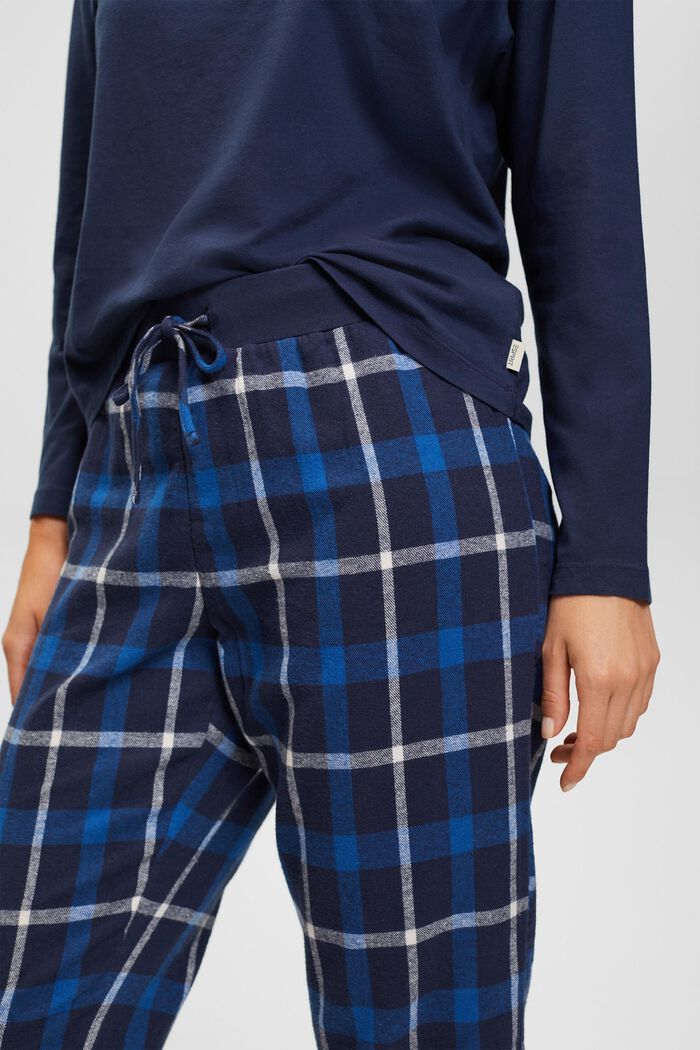 afslappet Hellere Decimal ESPRIT-Pyjamassæt med ternede bukser i flonel i vores onlinebutik